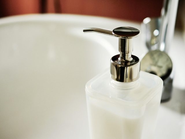 Gestes d’hygiène pour prévenir les contaminations de l’eau