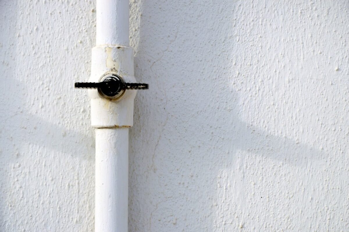 Meilleurs outils pour réparer une fuite d'eau domestique
