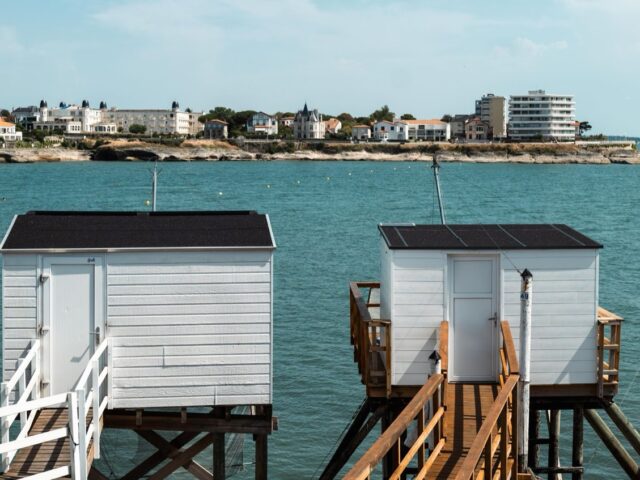 Comparatif stations de relevage compactes pour maison